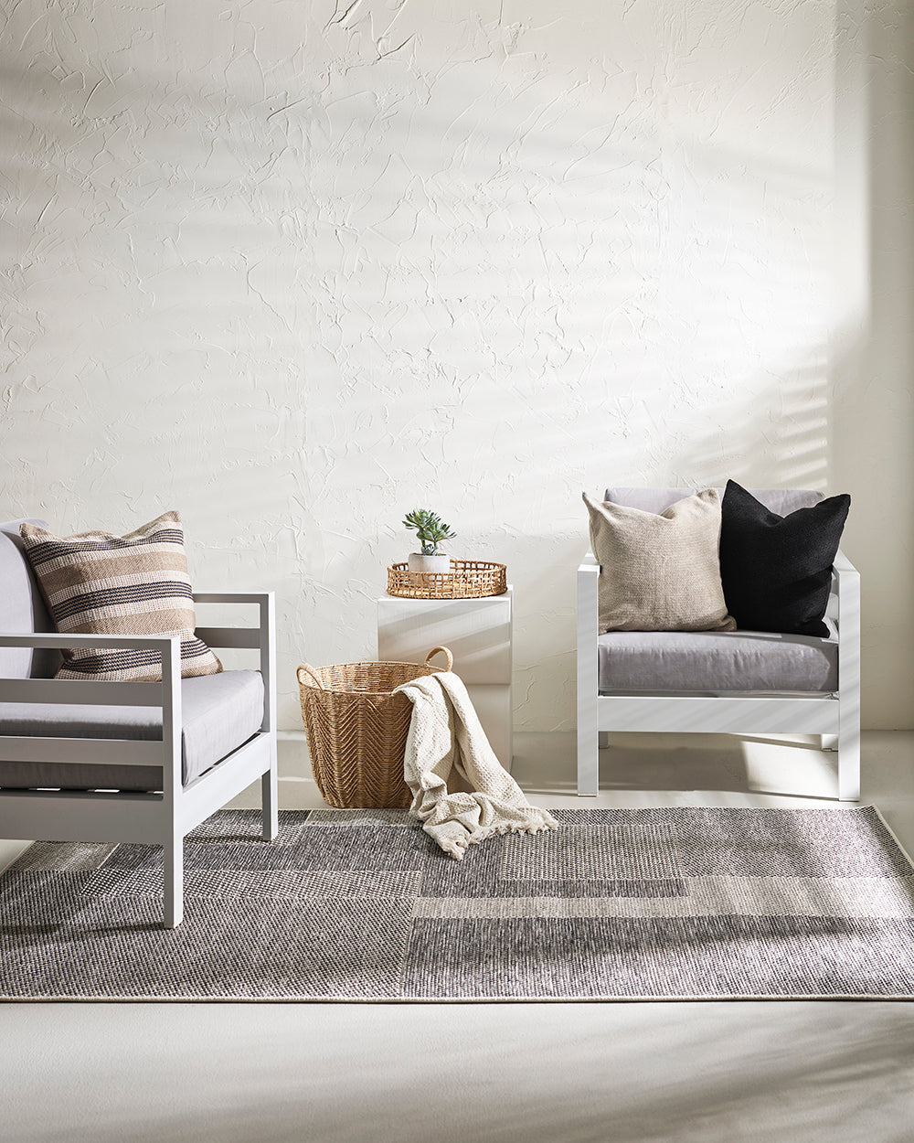 Floor Rug - Cape Cod Ardmore Black (200 x 290cm) - OLLO