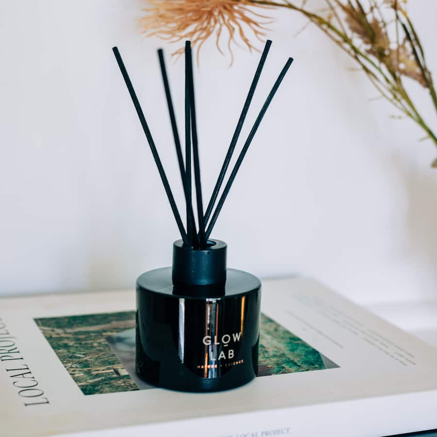 Glow Lab Diffuser White Lotus & Amber 100mL