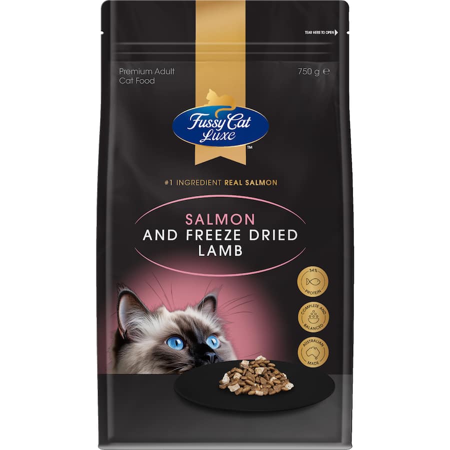 Fussy Cat Luxe Dry Cat Food Salmon & Freeze Dried Lamb 750g