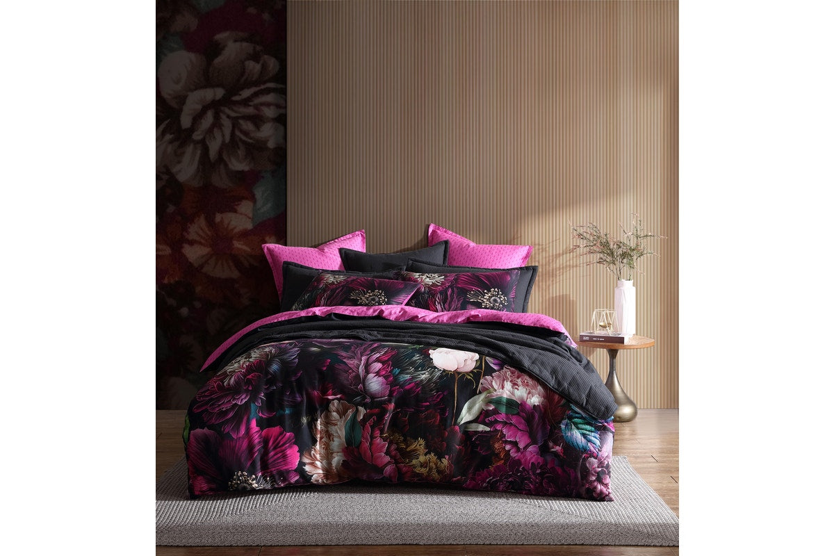 Quilt / Duvet Cover Set - Logan and Mason INNER SANCTUM PINK (Super King)