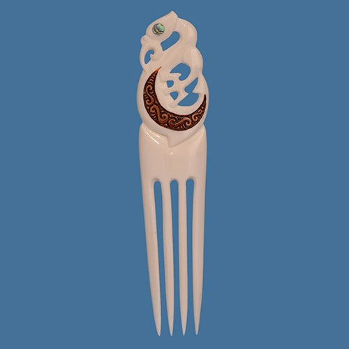 Heru - Bone Manaia (15.4 x 3.6cm)