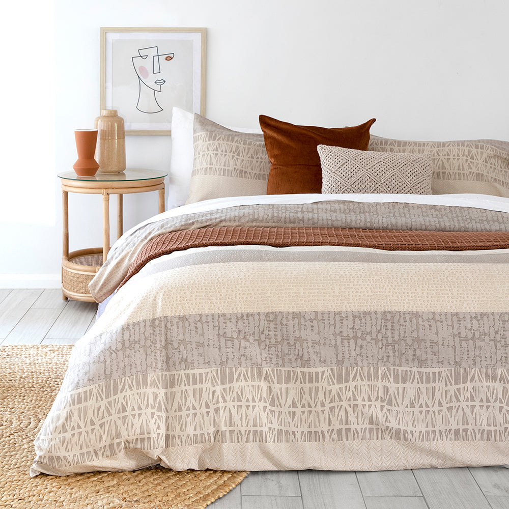 King Darlington Sand Quilt / Duvet Cover Set- Bambury