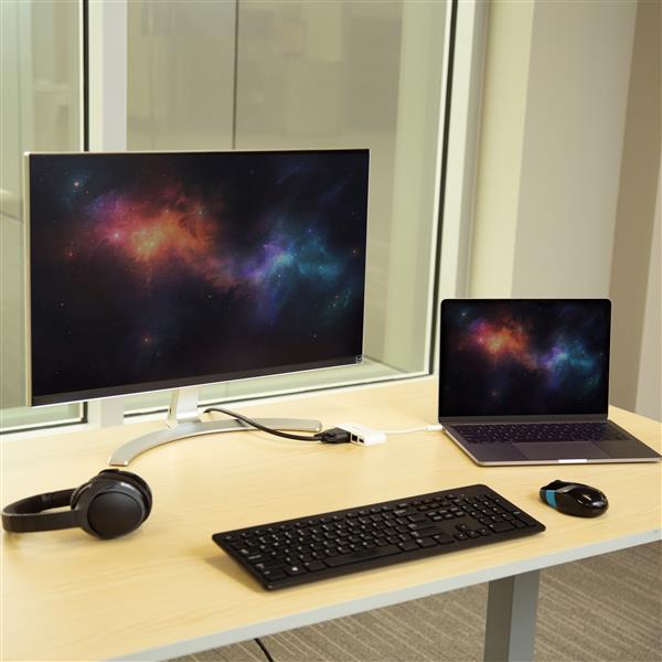 USB-C Multiport Adapter for Laptops - Power Delivery - DVI - GbE - USB 3.0