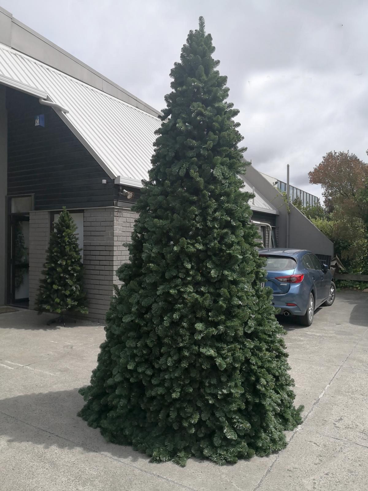Artificial Green Pine Tree (12') with Metal Frame