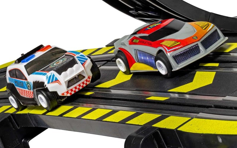 MICRO SCALEXTRIC LAW ENFORCER SET (MP)