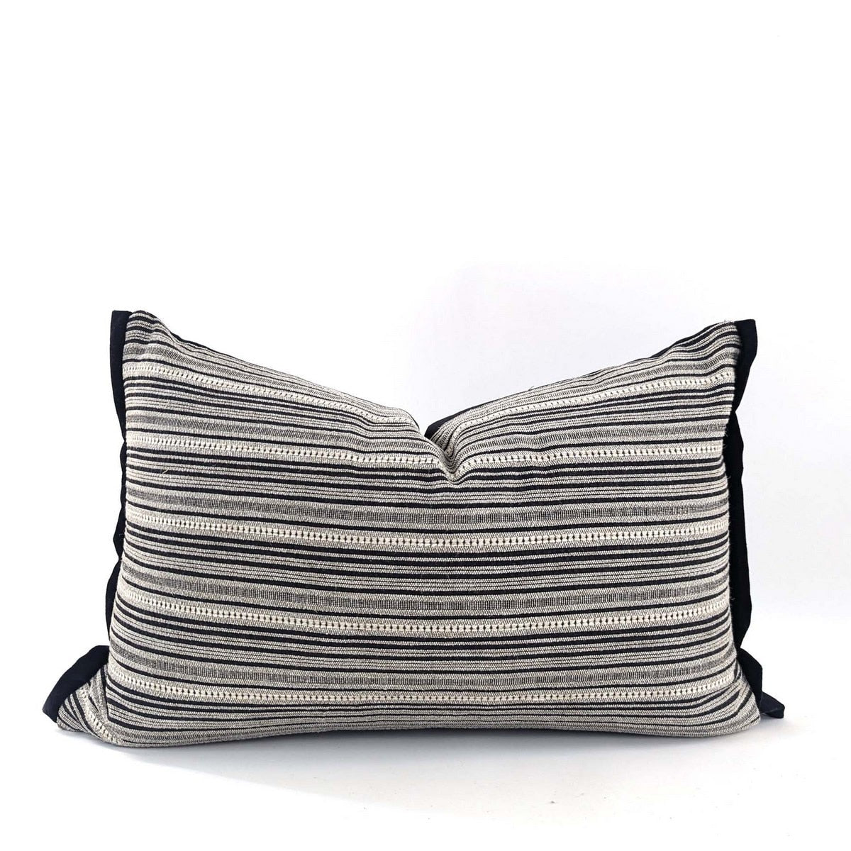 CUSHION COVER - TRIBAL - BLACK / LINEN - 400x600