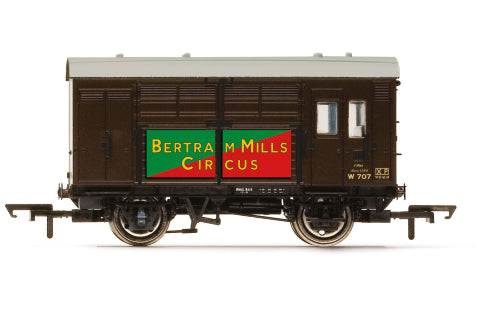 Hornby Trains - BR Birtram Mills Horse Box 707