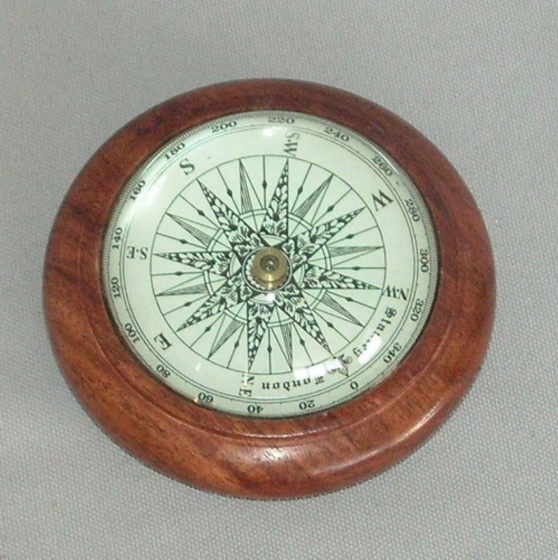 Compass In Wood - 10cm