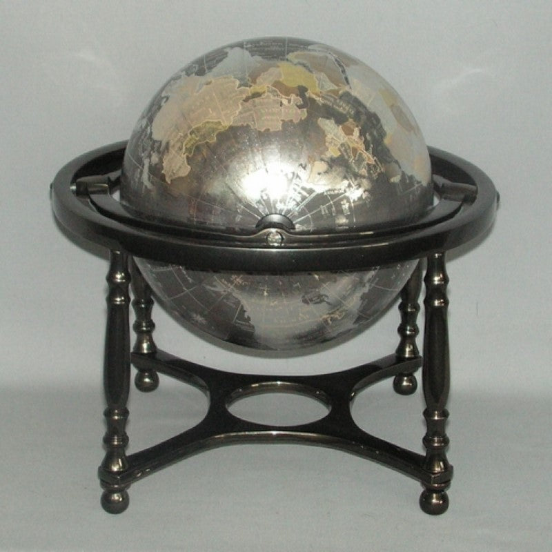 Globe With Black Aluminum Frame - 26 x 26cm