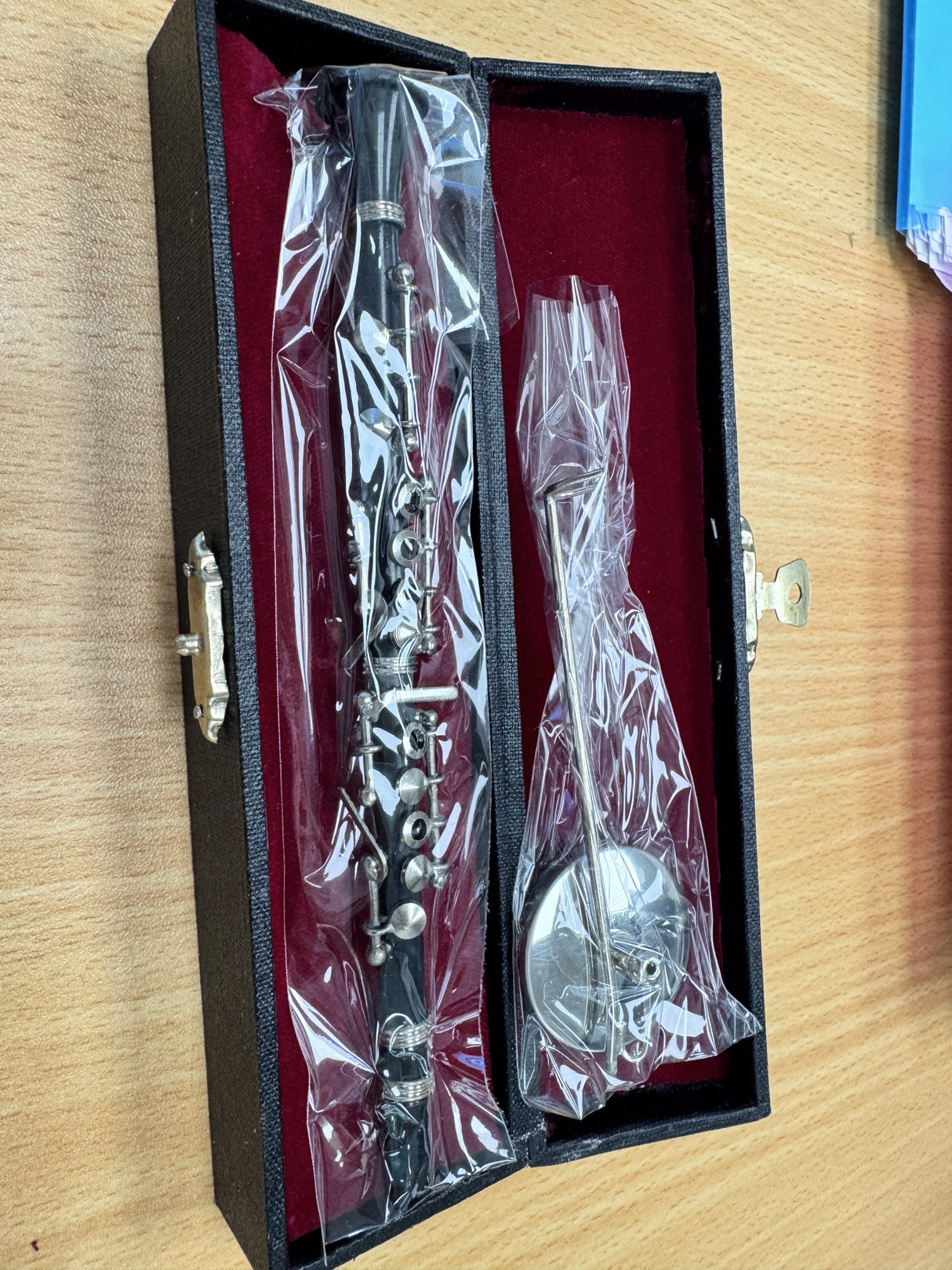 GDESIGN CLARINET ORNAMENT IN CASE