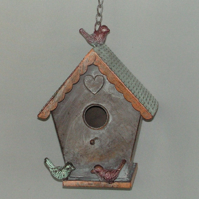 Elegant vert/brown birdhouse (58cm) designed for small birds, enhancing gardens and promoting biodiversity.