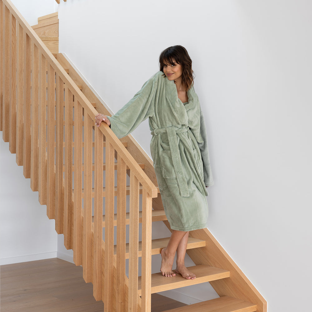 S/M Microplush Robe Sage