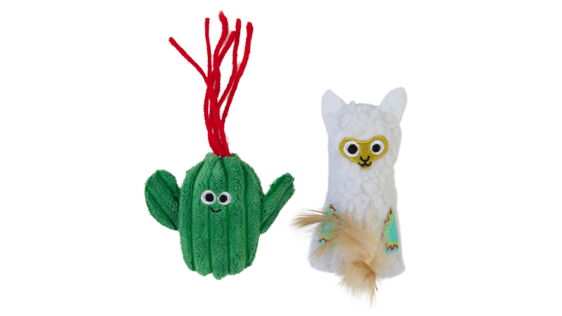 Colorful cat toys in the shape of llamas, infused with catnip and silvervine, featuring realistic mouse sounds.