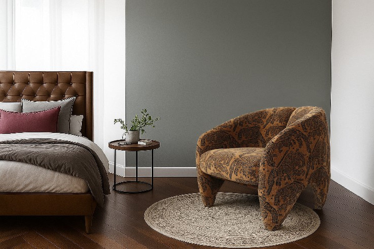 ACCENT CHAIR - HUNTRESS CHENILLE FABRIC (TIGER/BROWN