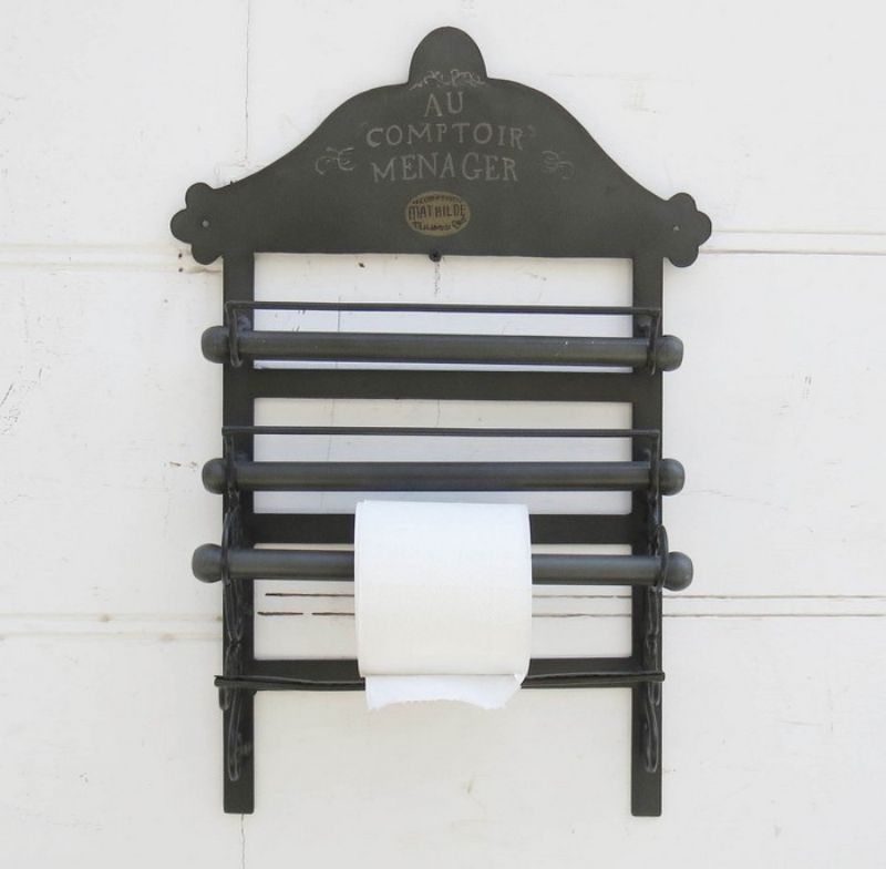 Stylish 61cm metal kitchen organiser for efficient storage of utensils and spices, enhancing kitchen decor and space.