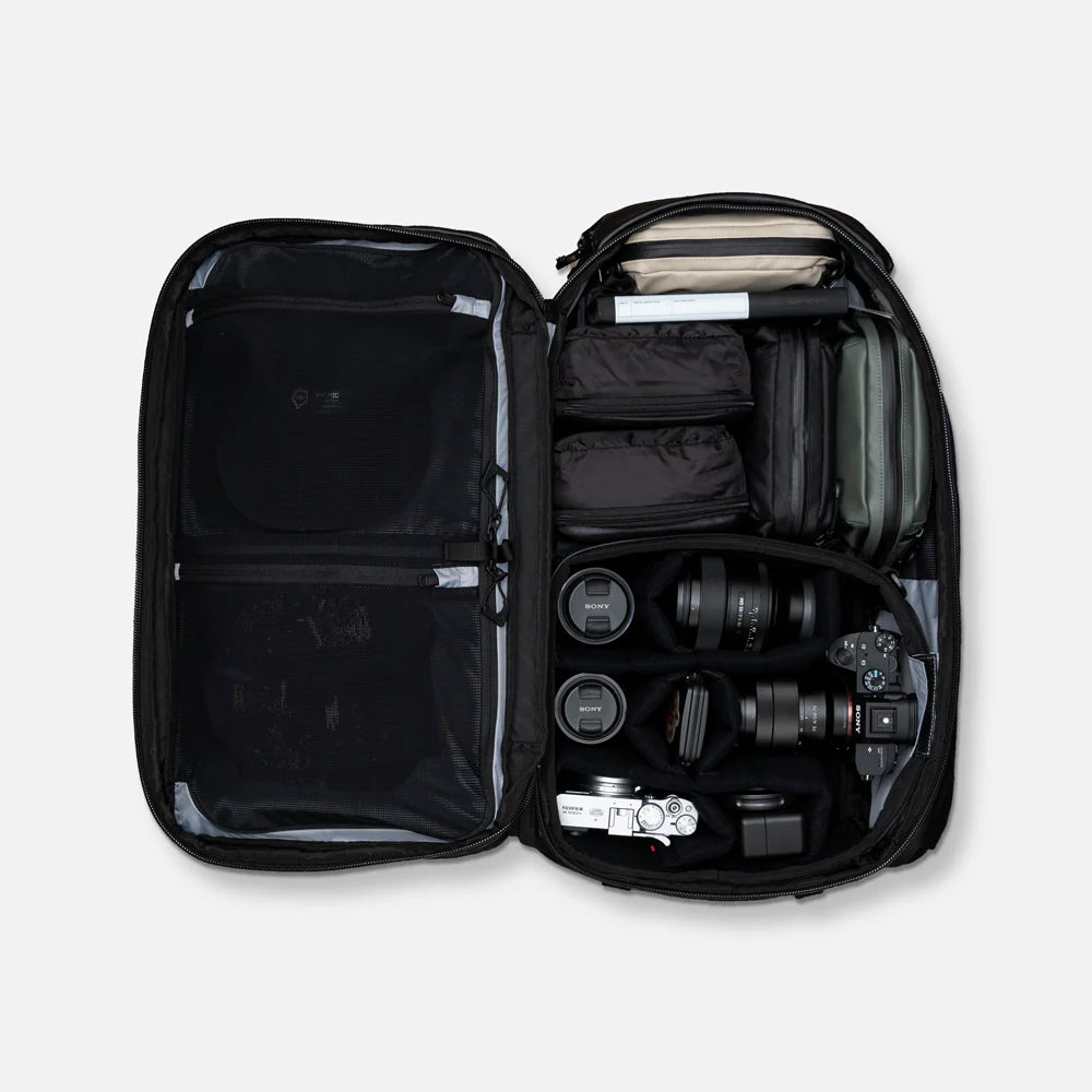 WANDRD TRANSIT TRAVEL BACKPACK 45L WASATCH GREEN