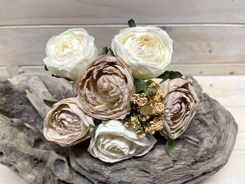 Artificial Rose Posies - Dry Look with 6 Flowers (Cream Beige)