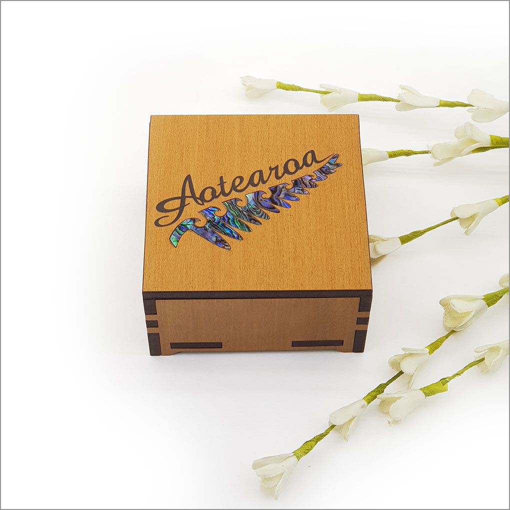 Small Trinket Box: Aotearoa showcasing NZ Silver Beech veneer and iridescent South Island Paua, perfect for keepsakes.