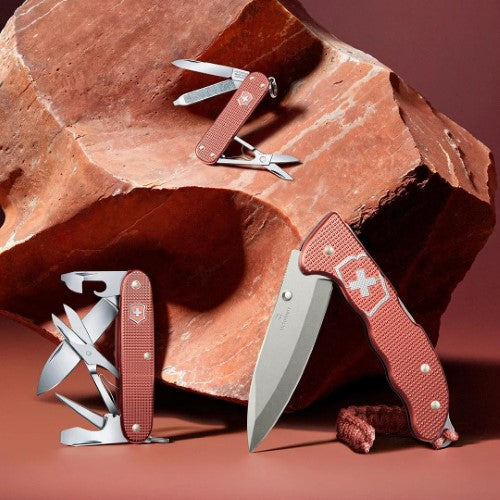 Swiss Pocket Knife - VICTORINOX SAK Classic SD Alox 2025 LE (Stone Red)