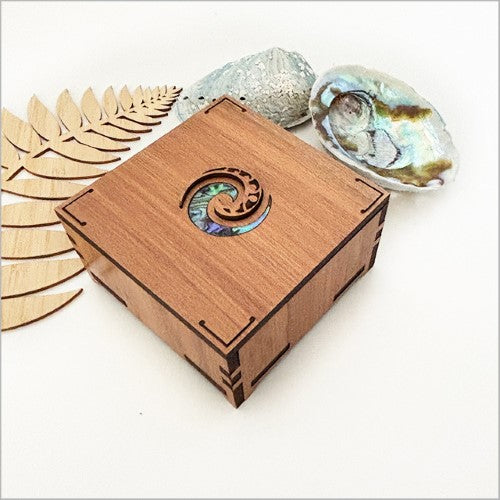 Small Trinket Box - Relief Tapa 1 (8 x 8 x 4.5cm)