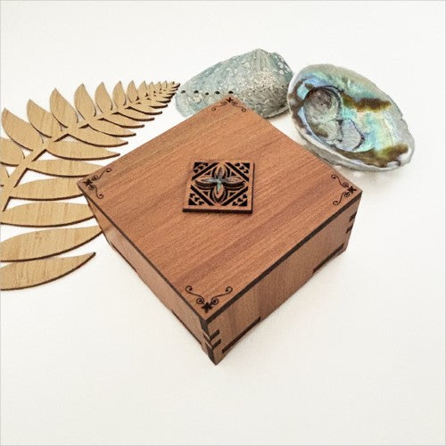 Small Trinket Box - Relief Tapa 2 (8 x 8 x 4.5cm)