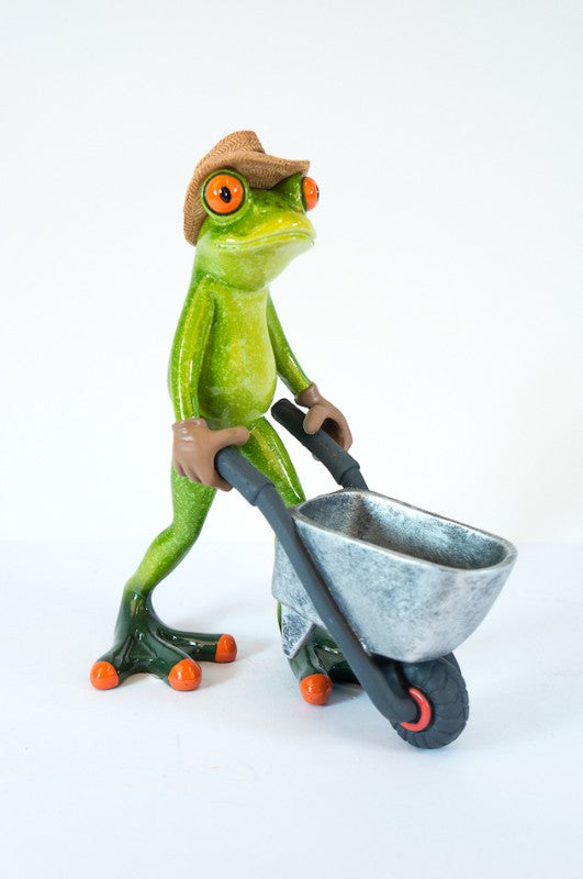 Cute gardening frog figurine with wheelbarrow, measuring 13 x 17 x 9 cm, perfect for garden decor.