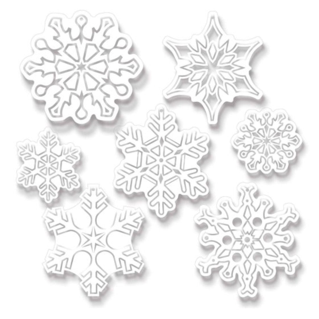 Clear plastic die-cut snowflakes in a pack of 7, perfect for winter decor, measuring 12cm to 23cm with intricate designs.