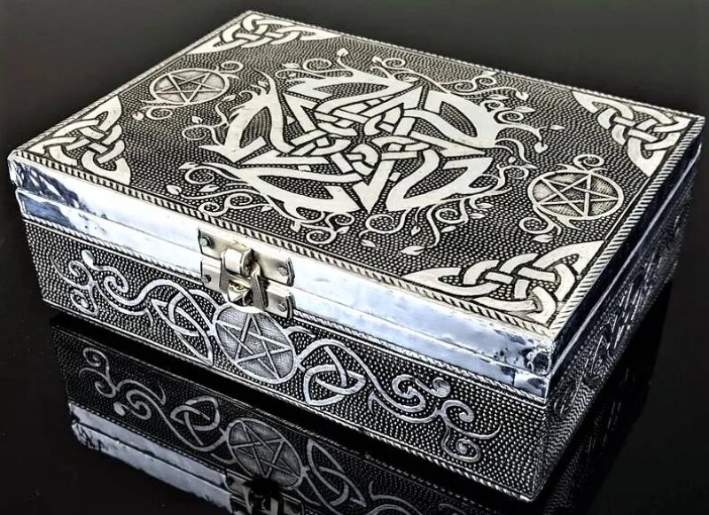 Jewelry Box - Silver Celtic Pentagram (18cm)