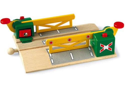 BRIO - Magnetic Action Crossing