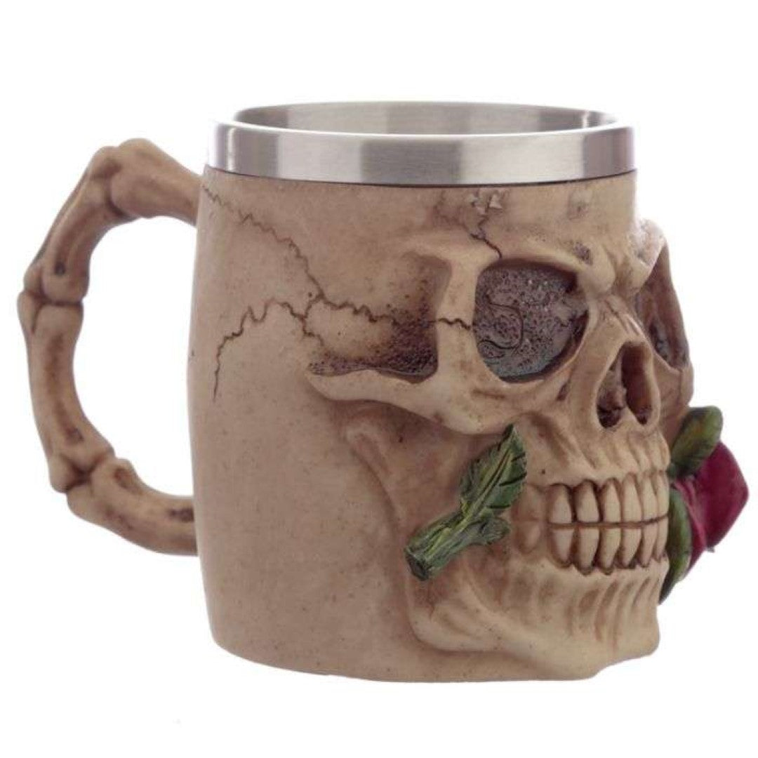 Set of 2 decorative tankards featuring skull and rose designs, made of resin and stainless steel, height 10.5cm.