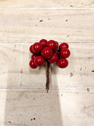 Artificial Berry Bunch x 20 - Red (4")