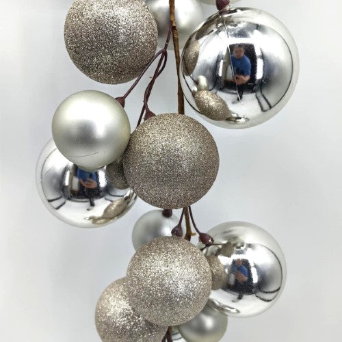 Mixed Christmas Bauble Ball Garland (200cm)