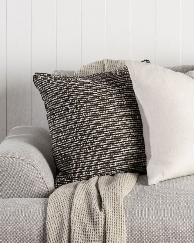 Harris Cushion - Black 50x50cm - OLLO