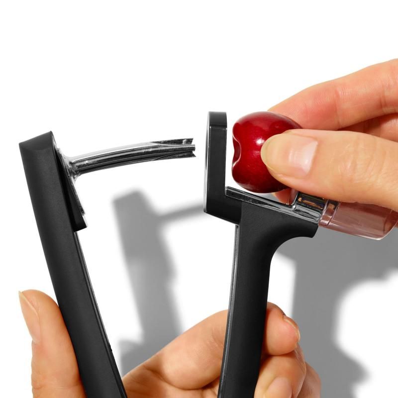 OXO Good Grips Cherry & Olive Pitter | Black