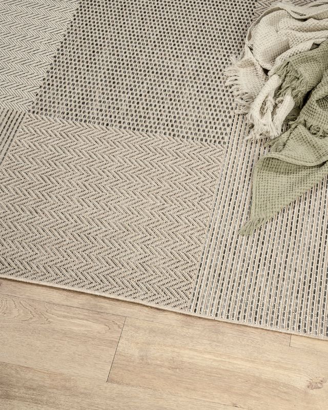 Collingwood Floor Rug - Navy 160x230cm - OLLO