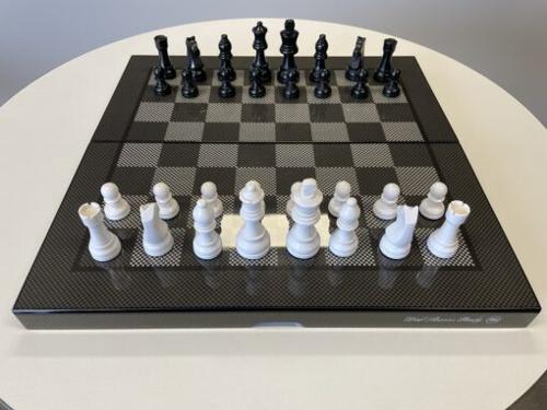 Dal Rossi Carbon Fibre Finish Folding Chess Set, 16