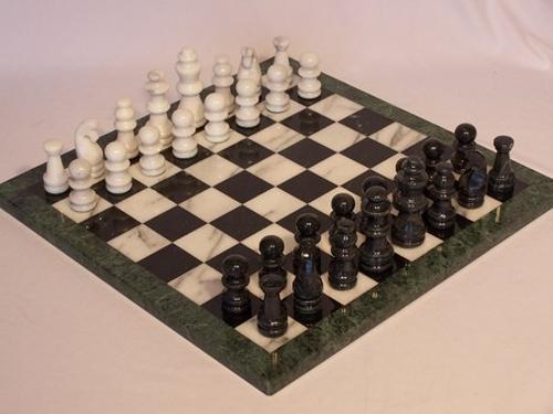 Chess set, Marble, Black &White, Green edge, 16