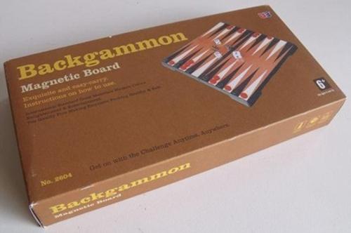 10 Magnetic Backgammon