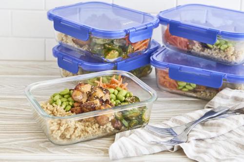 Pyrex Lock N Store Rectangle Container with Blue Lid 1.52L