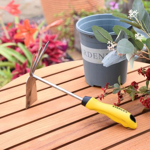 Stanley Garden Cultivator Hoe