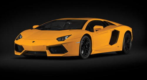 1/8 scale diecast kit of a yellow Lamborghini Aventador, featuring detailed craftsmanship for collectors and hobbyists.