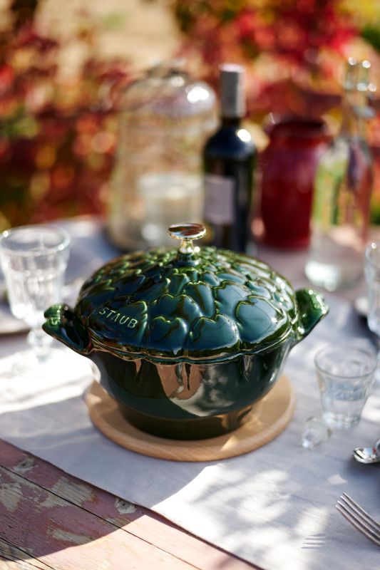 Artichoke Cocotte - Staub Ceramic 0.5L (Dark Green)