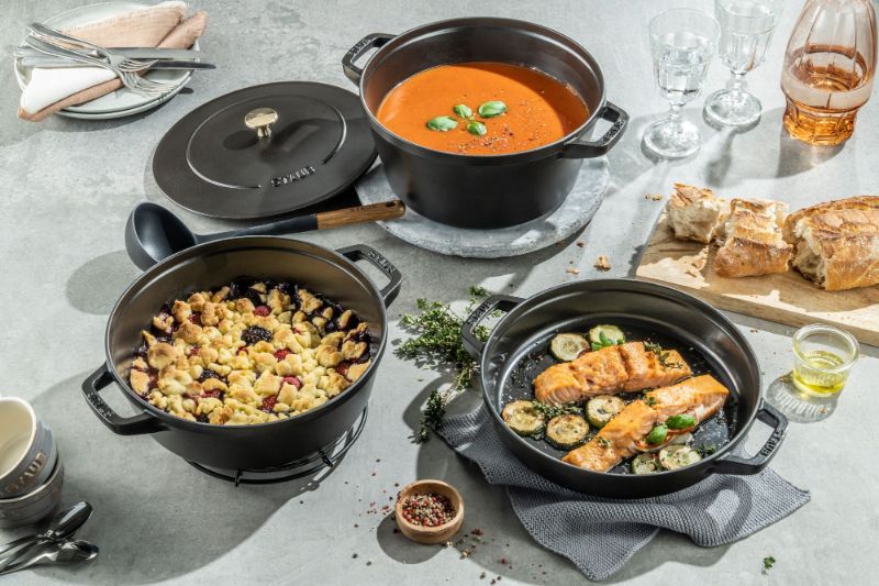 4pc Stackable Cocotte Set - 24cm (Black)
