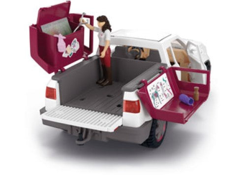 Schleich - Mobile Vet with Trailer