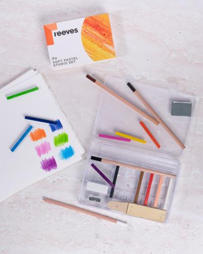 Reeves Soft Pastel Art Set - 20 Piece Set
