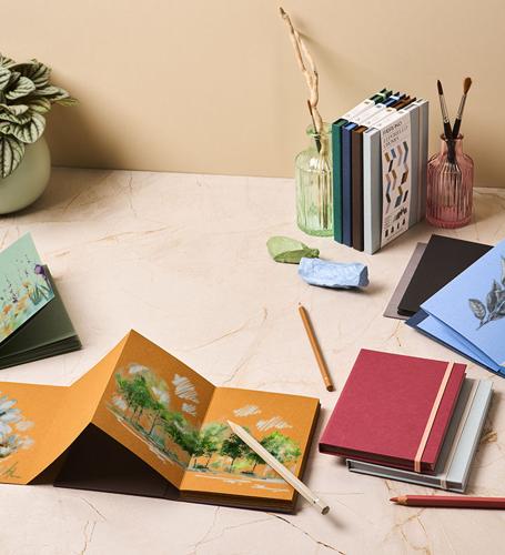 Fabriano Leporello Cromia Journal - 220gsm 11.5x16.5cm Light Blue