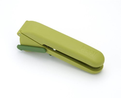 Easy-clean Garlic Press - Joseph Joseph Duo