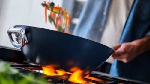 Space 32cm/12.5'' Non-Stick Induc tion Wok - Joseph Joseph