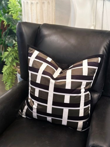 Snugg & Co. Cushion Cover - Printed Cushion Cover - Green Velvet