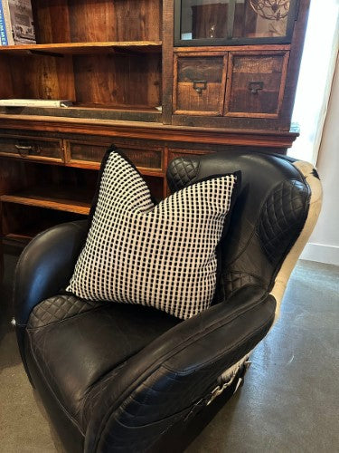 Snugg & Co. Cushion Cover - Jacquard Cushion Cover - Version 1